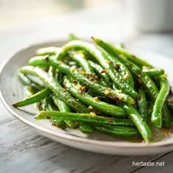 Blistered Garlic Green Beans