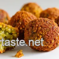 My Crispy Falafel Recipe: Authentic & Easy!