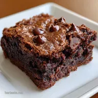 Chocolate Chip Brownie: The Ultimate Fudgy, Crinkly Top Recipe