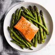 Easy MealPrep Salmon and Asparagus Ready in Minutes