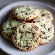 Mint Chocolate Chip Cookies in 25 Minutes