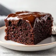 Pioneer Woman Texas Sheet Cake: Rich and Moist