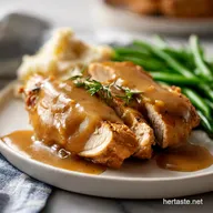 Slow Cooker Chicken and Gravy: Tender and Rich