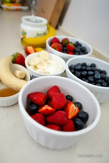 Yogurt Covered Fruit Snacks ingredients