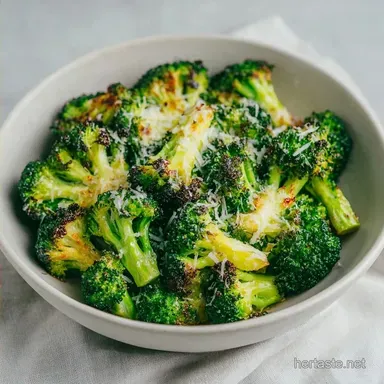 Simple Roasted Broccoli Florets: Crispy